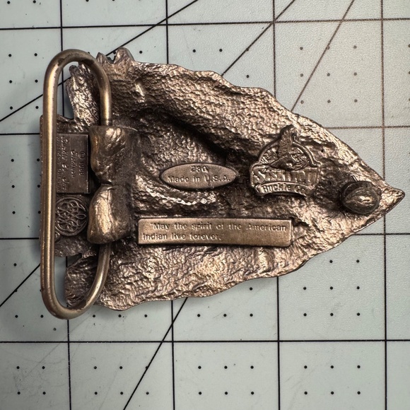 Native American Indian Eagle Arrowhead Siskiyou Metal Enamel Belt Buckle 1988 - Picture 2 of 4